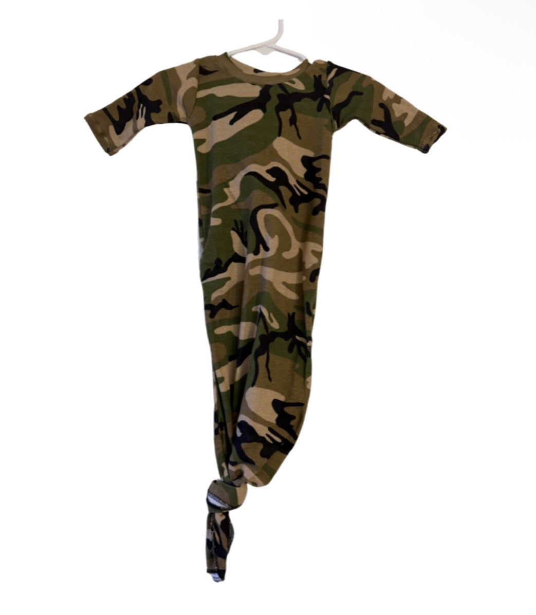 Knotted Gown w/Beanie - Green Camo